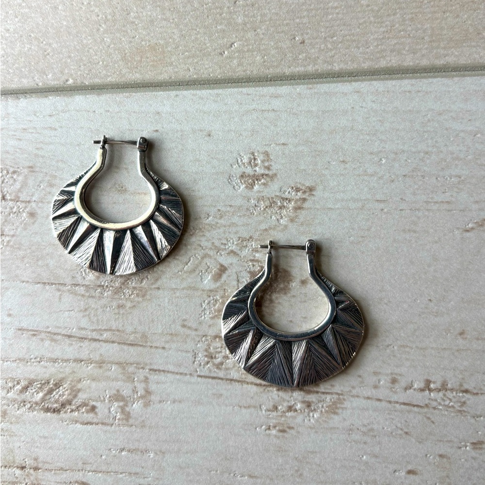 James Avery